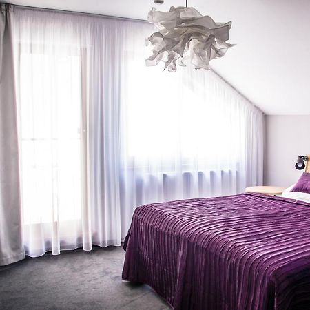 Hotel Restaurant Na Navsi Ricany  Eksteriør bilde