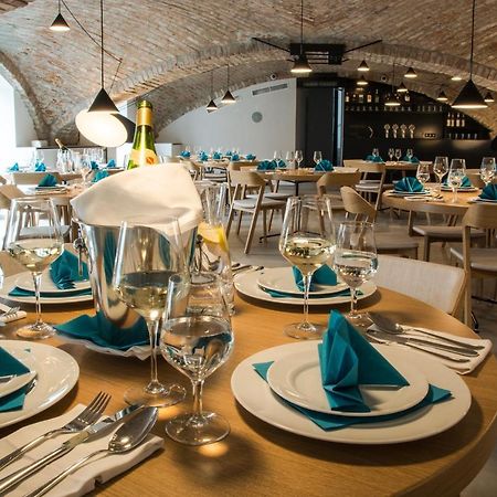 Hotel Restaurant Na Navsi Ricany  Eksteriør bilde