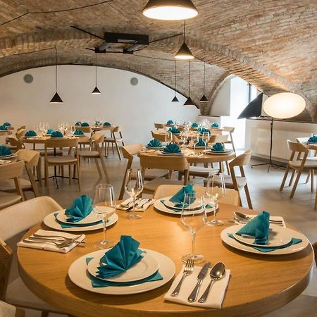 Hotel Restaurant Na Navsi Ricany  Eksteriør bilde